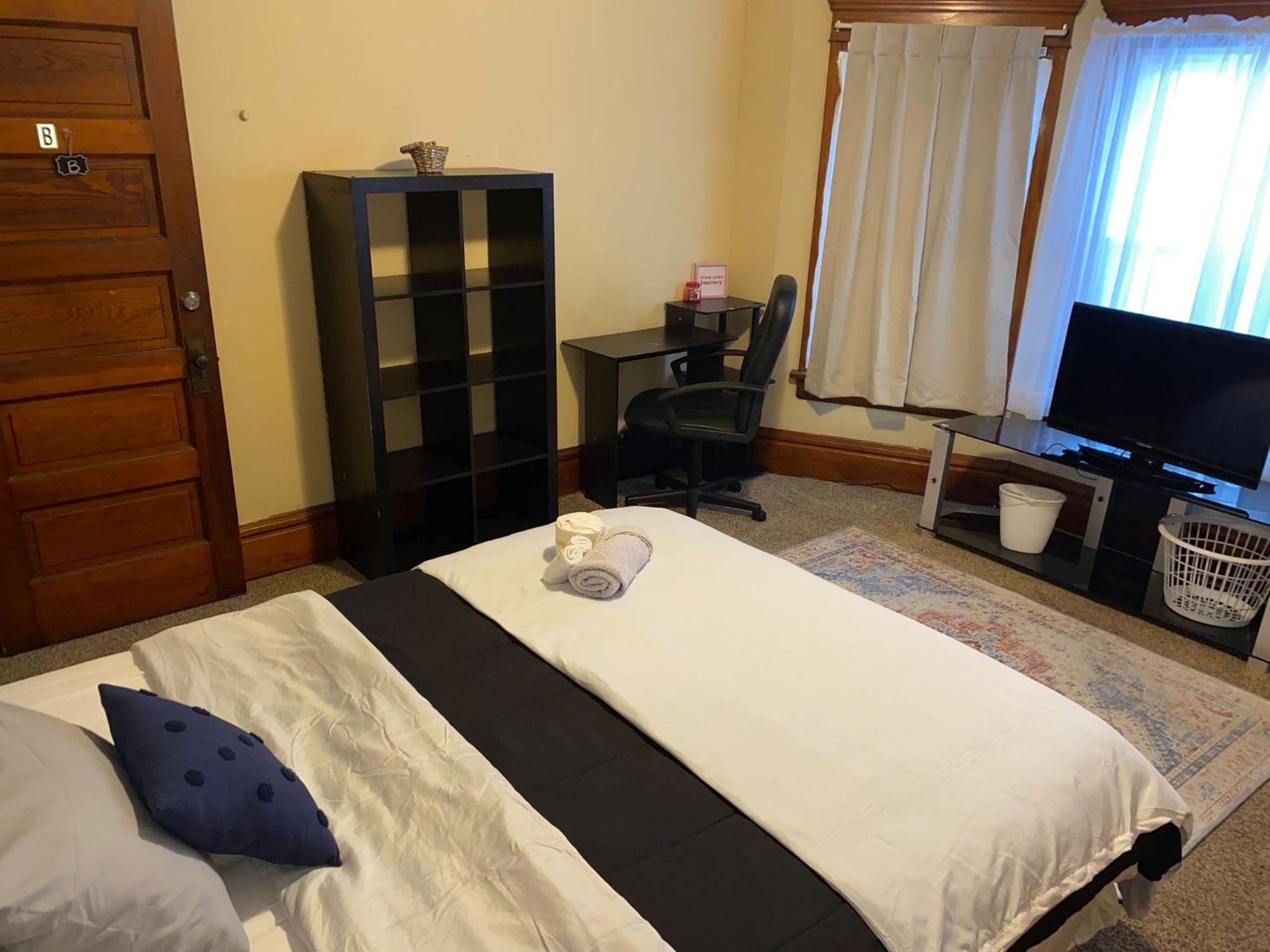 Hite Homestay Akron
